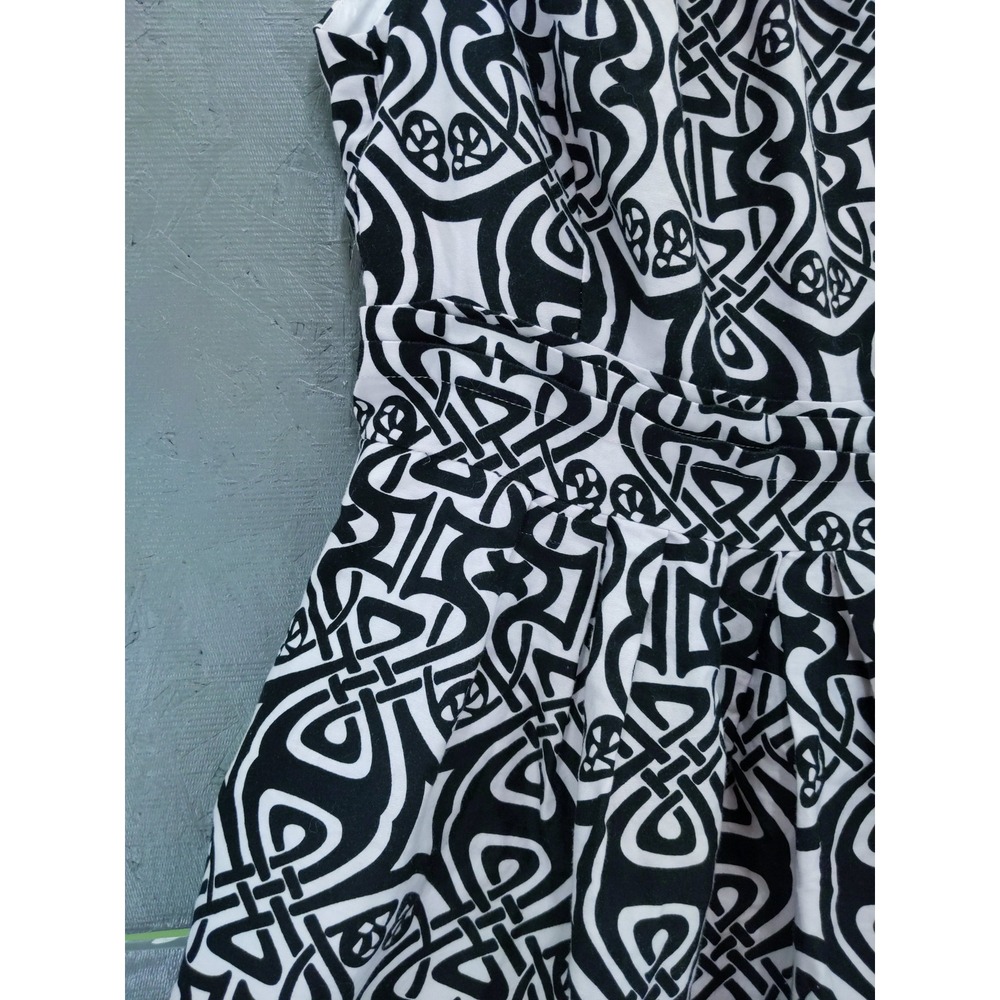 Robbie Bee Fit & Flare Dress Black White Print Lined Pockets Size 4 - Picture 3 of 10